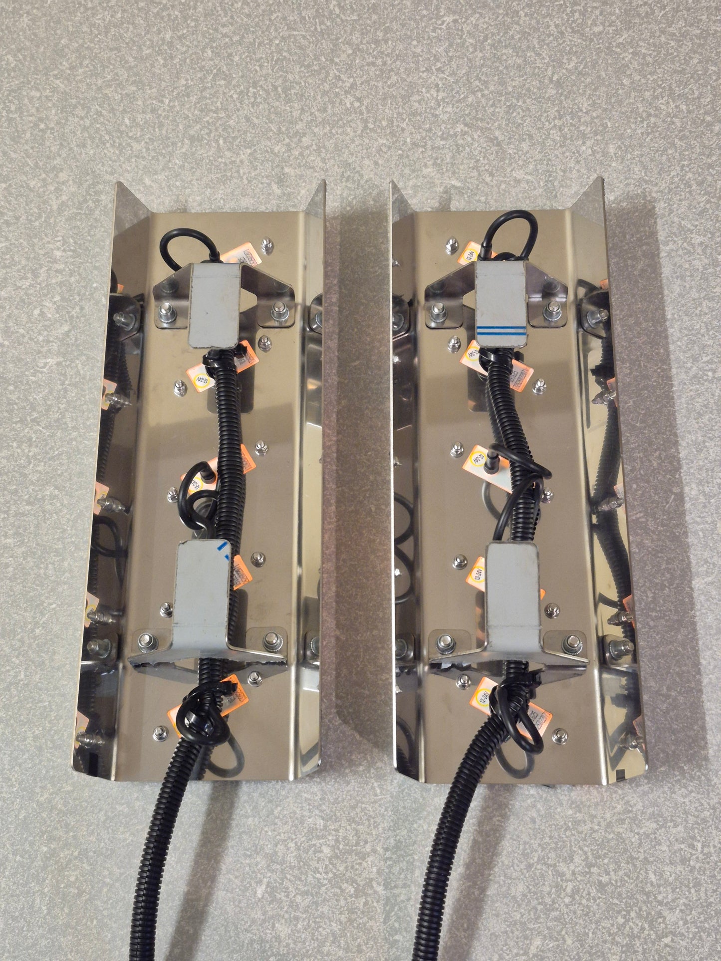 Air Cleaner Stainless - 5x 30 Degree Oval Lights to suit Kenworth