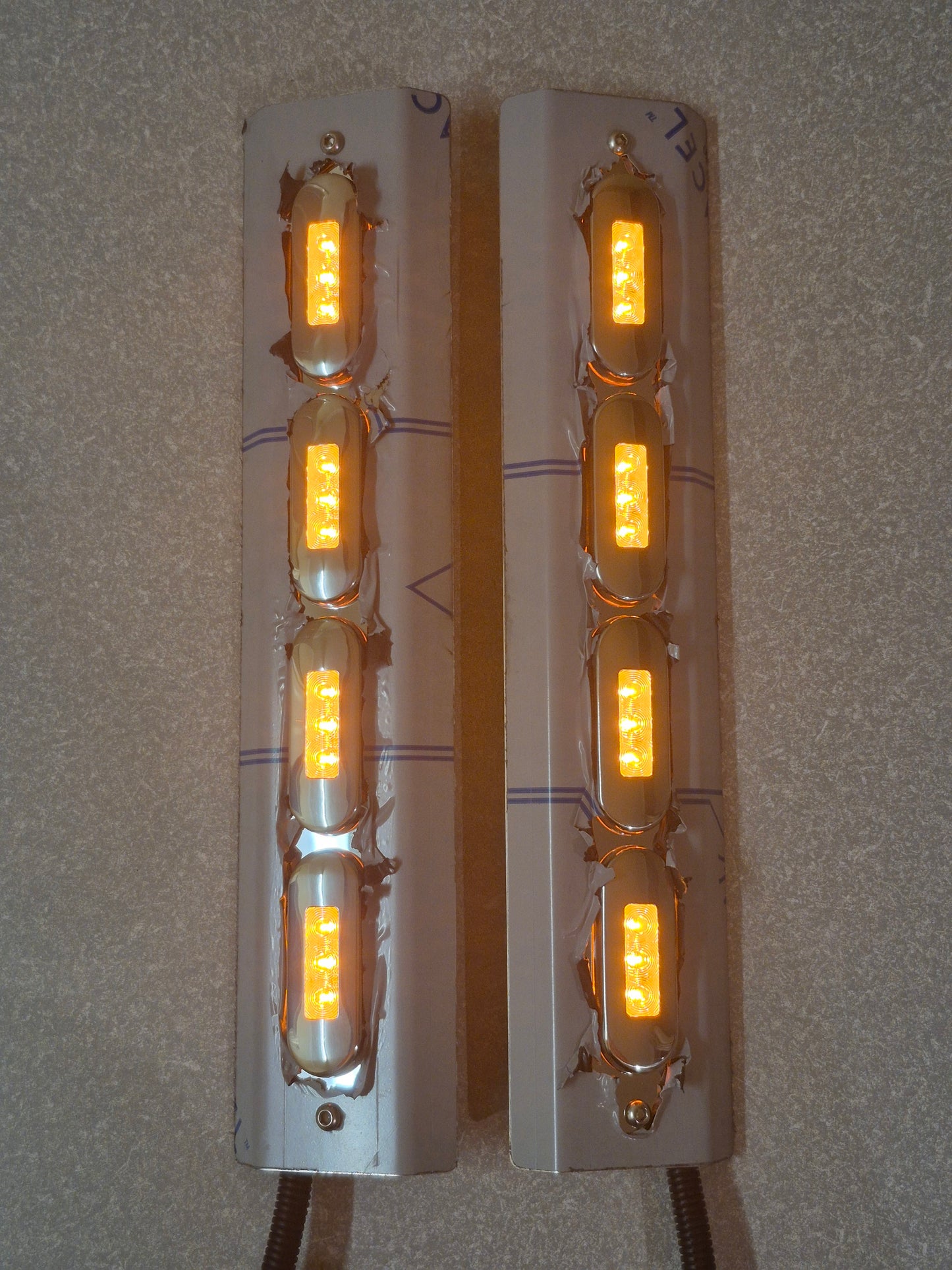 Mirror Stainless - P-Clamp Style - 4x Straight Oval Lights to suit Kenworth, Mack & Western Star