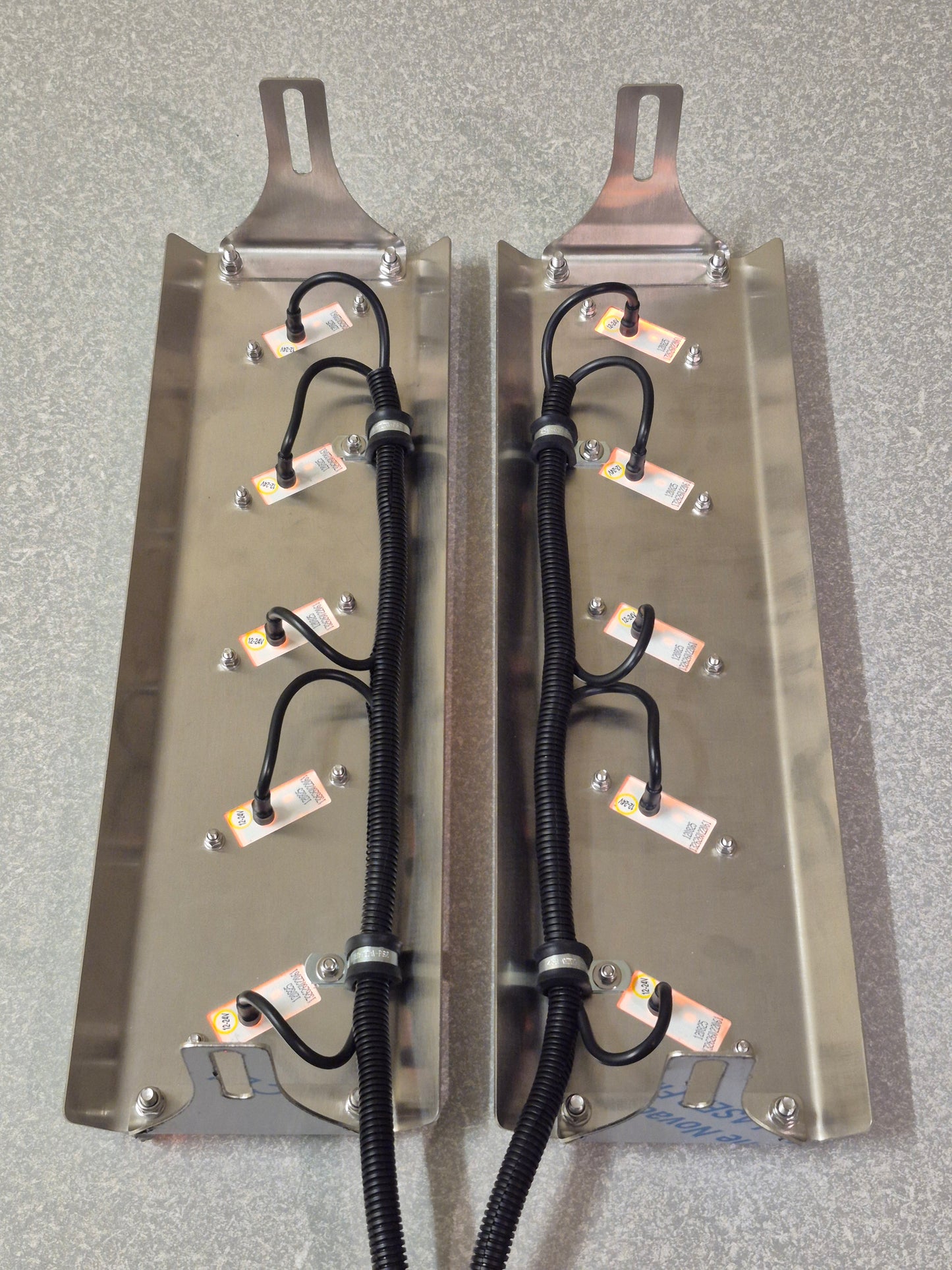 Mirror Stainless - 5x 30 Degree Oval Lights to suit Kenworth, Mack & Western Star