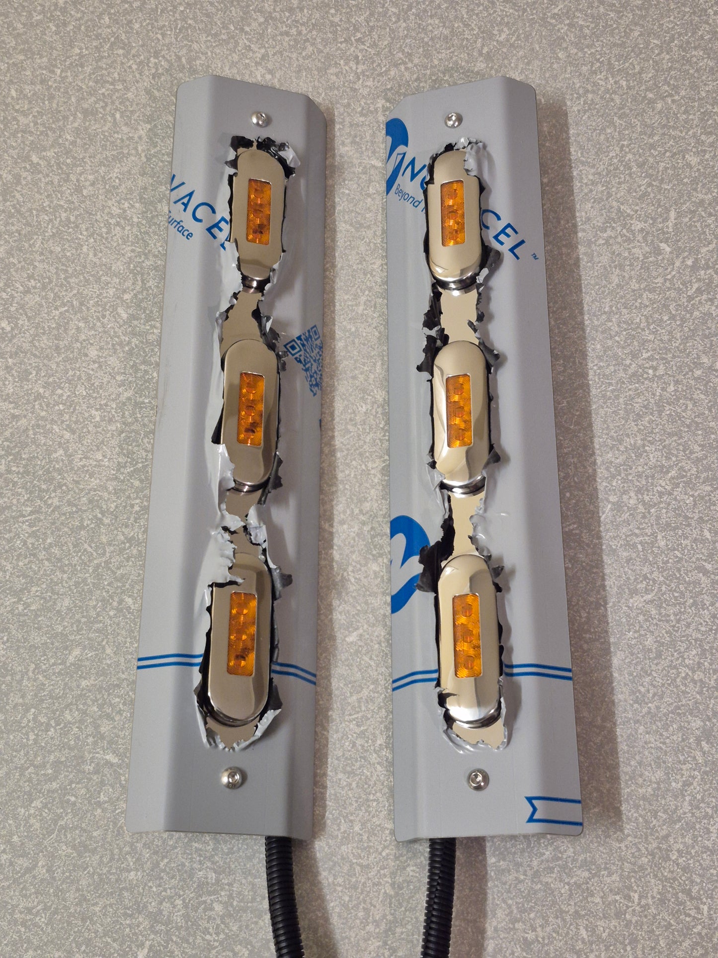 Mirror Stainless - P-Clamp Style - 3x Straight Oval Lights to suit Kenworth, Mack & Western Star