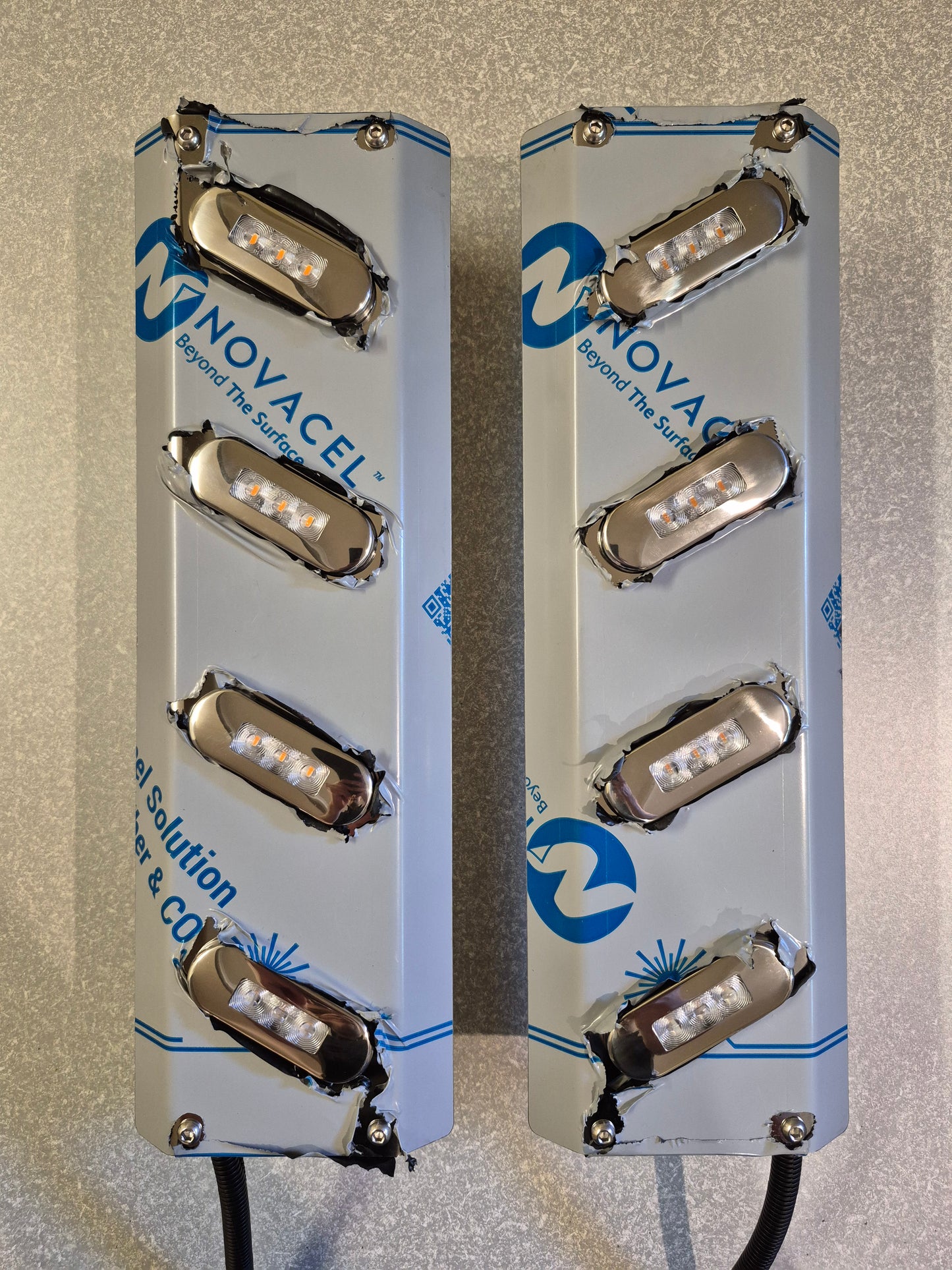 Mirror Stainless - 4x 30 Degree Oval Lights to suit Kenworth, Mack & Western Star
