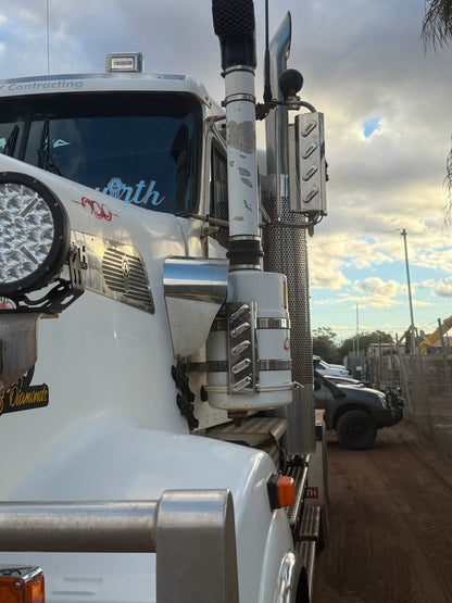 Air Cleaner Stainless - 5x 30 Degree Oval Lights to suit Kenworth